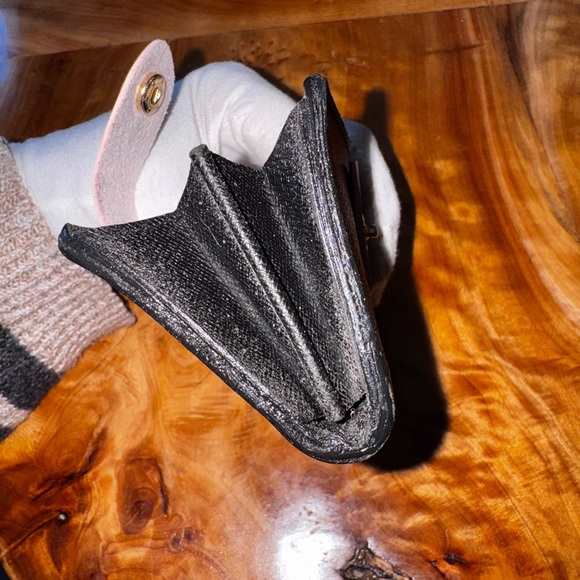 Louis Vuitton repurposed graphite, compact wallet 2013 made in France - Picture 9 of 12